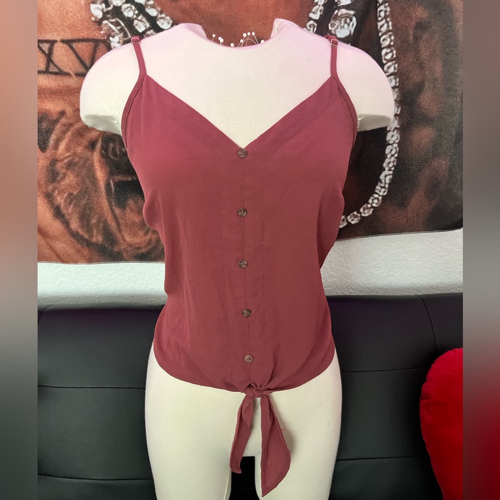 E & M Pink Womens Blouse Sleeveless Top.